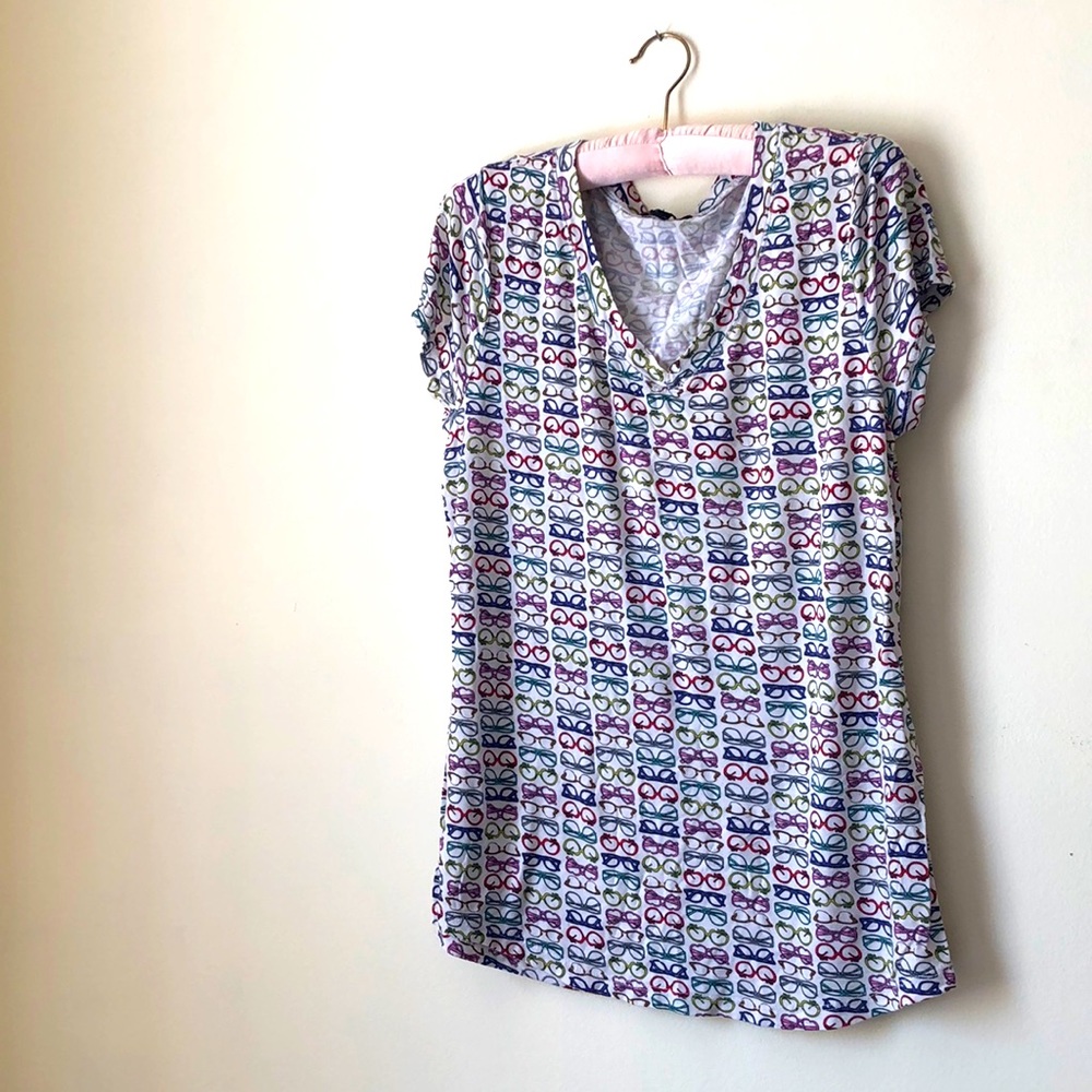 Glasses print t shirt